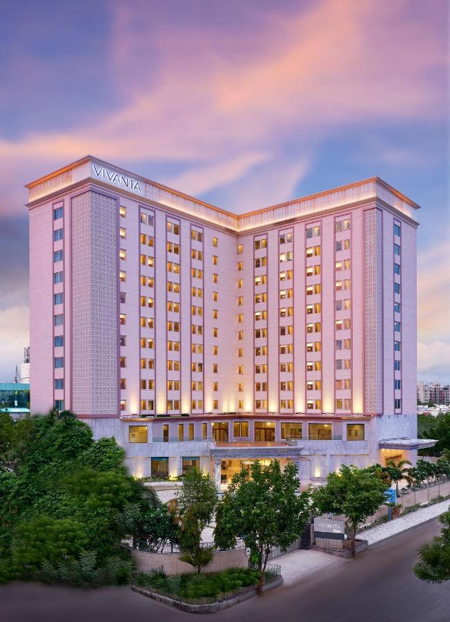 Vivanta Ahmedabad Sg Highway Esterno foto