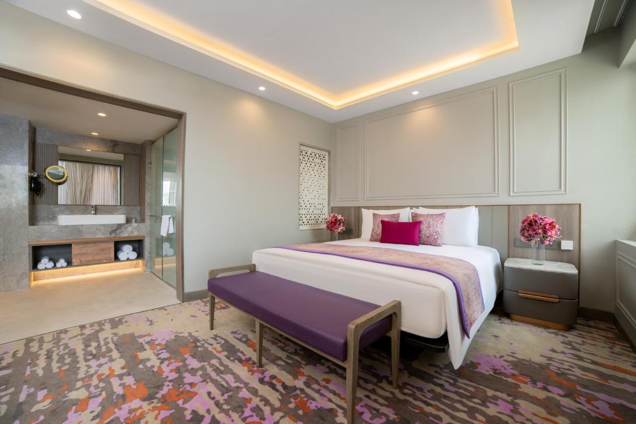 Vivanta Ahmedabad Sg Highway Esterno foto