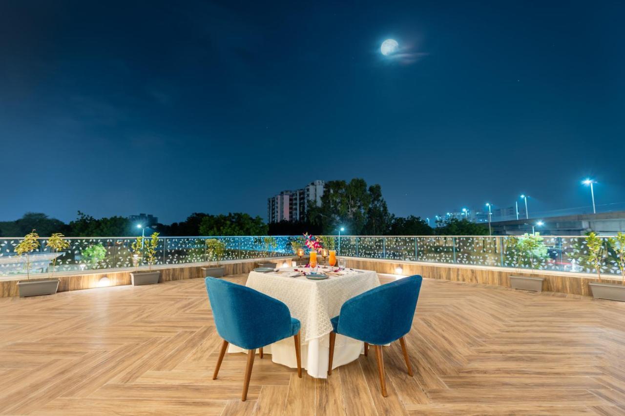 Vivanta Ahmedabad Sg Highway Esterno foto
